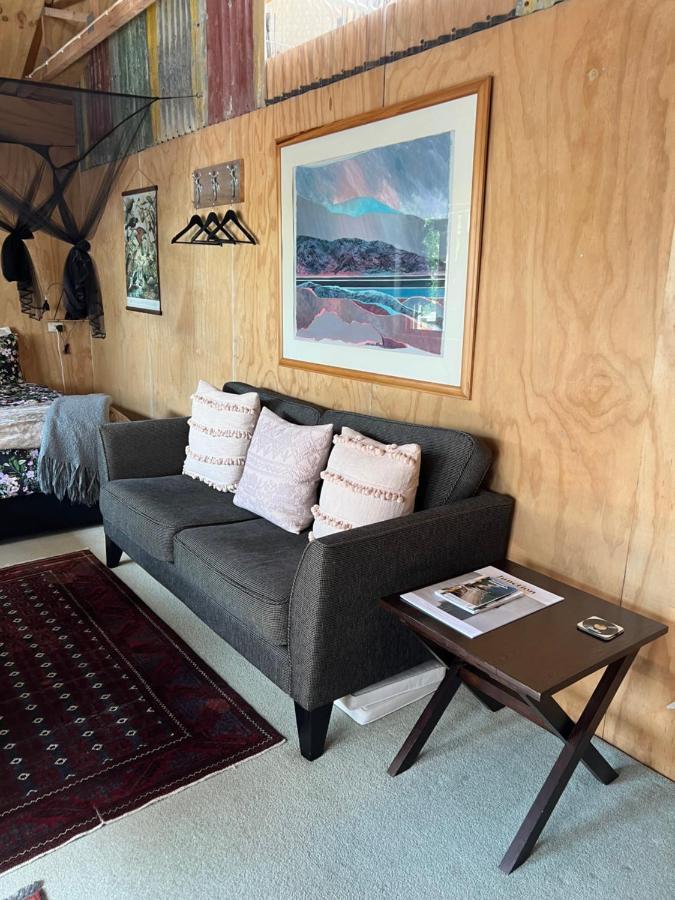 Kaka Ridge Retreat Bush Hideaway Apartamento Tawharanui Exterior foto